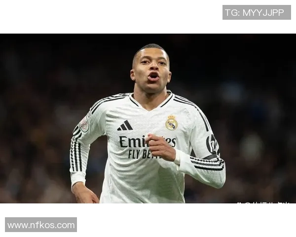 足球巨星全面对比：技术能力、比赛影响力与历史成就全方位解析